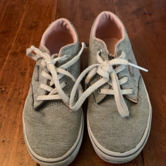 girls gray vans
